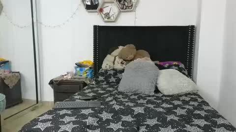 Snapshot of charlotte_027 chatting on 11, 2, 2025 charlotte_027 online show from 11, 2, 2025