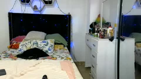 Snapshot of charlotte_027 chatting on 29, 6, 2026 charlotte_027 online show from 29, 6, 2026