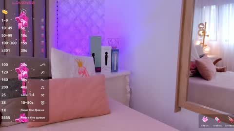   Charlotte  online show from 17, 12, 2024