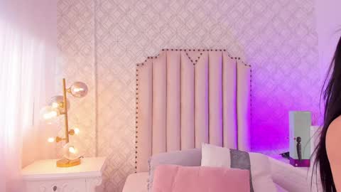   Charlotte  online show from 5, 1, 2025