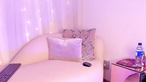   Charlotte  online show from 22, 2, 2025