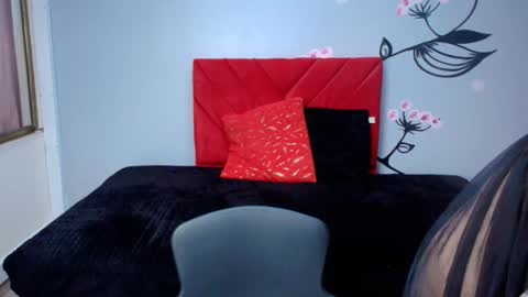 Snapshot of charlotte__gray chatting on 26, 10, 2025 CHARLOTTE GRAY online show from 26, 10, 2025