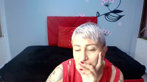 Snapshot of charlotte__gray chatting on 10, 11, 2025 CHARLOTTE GRAY online show from 10, 11, 2025