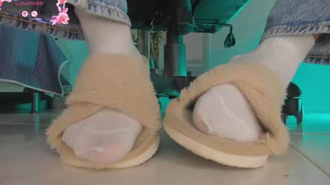 charlotte  grey online show from 7, 2, 2026