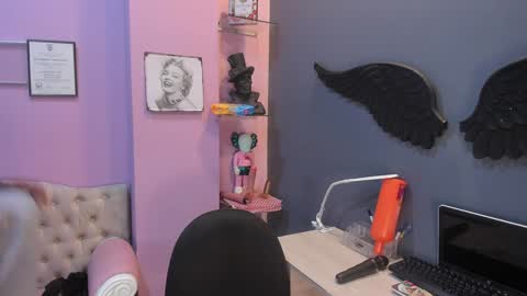 Snapshot of charlotte_brown_1 chatting on 3, 1, 2025 CHARLOTTE BROWN online show from 3, 1, 2025