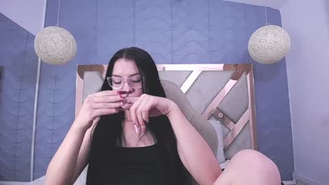 Snapshot of charlotte_colee chatting on 2, 12, 2024 Charlotte colee online show from 2, 12, 2024
