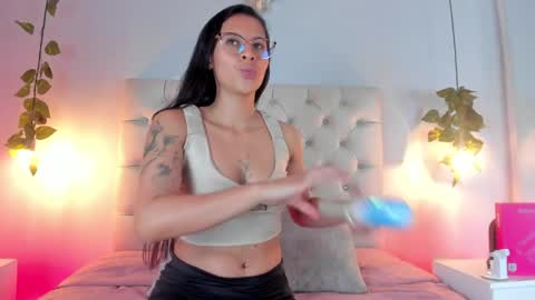 Snapshot of charlotte_collins_2 chatting on 31, 5, 2026 Sofia online show from 31, 5, 2026