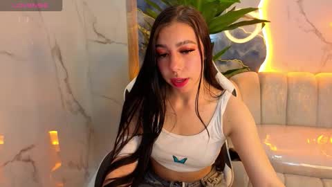 Pretty Charlotte online show from 24, 10, 2025