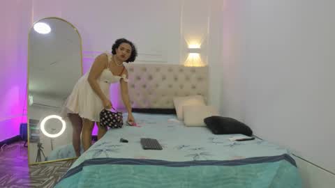 charlottte y dante online show from 25, 2, 2026