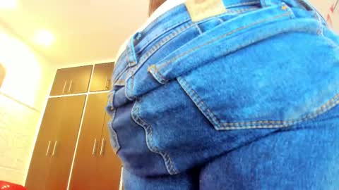Snapshot of charlotte_icee chatting on 24, 2, 2025 Charlotte Icee online show from 24, 2, 2025