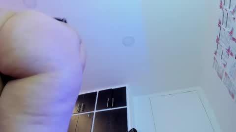 Snapshot of charlotte_icee chatting on 27, 2, 2025 Charlotte Icee online show from 27, 2, 2025