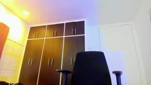 Snapshot of charlotte_icee chatting on 6, 3, 2025 Charlotte Icee online show from 6, 3, 2025