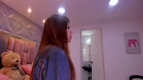 Snapshot of charlotte_icee chatting on 12, 6, 2026 Charlotte Icee online show from 12, 6, 2026