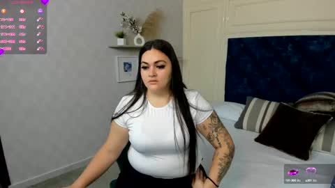 Snapshot of charlotte_mayers chatting on 13, 9, 2025 Charlotte Mayers online show from 13, 9, 2025