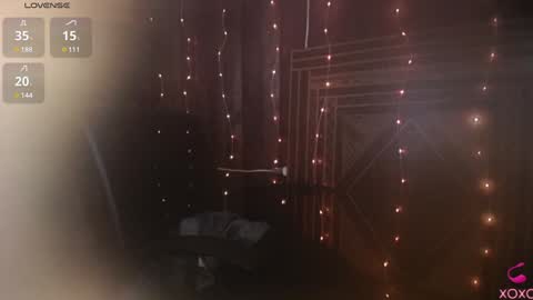 Snapshot of charlotte_vanillefraise chatting on 9, 1, 2025 charlotte lepiaf online show from 9, 1, 2025