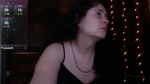 Snapshot of charlotte_vanillefraise chatting on 4, 10, 2025 charlotte lepiaf online show from 4, 10, 2025