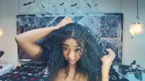 Snapshot of charlotte_walker1 chatting on 12, 10, 2025 charlotte_walker1 online show from 12, 10, 2025