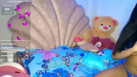 Snapshot of charlotte_walker1 chatting on 11, 2, 2026 charlotte_walker1 online show from 11, 2, 2026