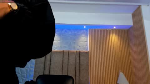 Charlotte  Everyday From 0700 to 1300 Col Time online show from 28, 9, 2025