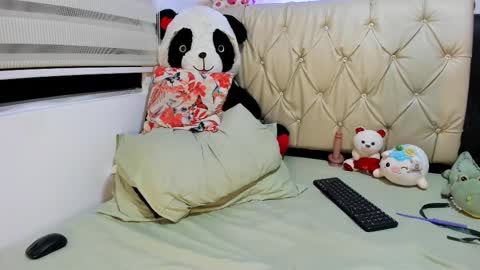 charlottee07 online show from 7, 2, 2026