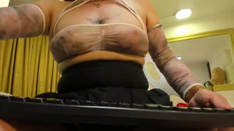  C H A R L O T T E  online show from 16, 11, 2025