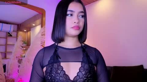 Snapshot of charlotteg18 chatting on 10, 5, 2026 Charlote online show from 10, 5, 2026