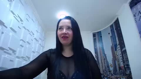 Charlotte  Schmidt online show from 19, 9, 2025