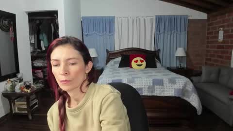 Snapshot of charlottewillson chatting on 14, 11, 2025 Charlotte online show from 14, 11, 2025