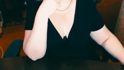 Snapshot of charlottextasty chatting on 27, 12, 2024 CharlotteXTasty online show from 27, 12, 2024