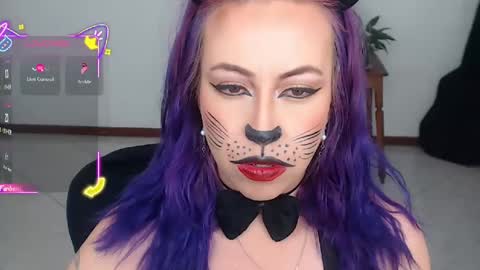 charlottezoe online show from 2, 10, 2025