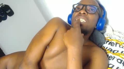 Snapshot of charly_vergonti_ chatting on 18, 9, 2025 charly_vergonti_ online show from 18, 9, 2025