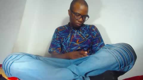 Snapshot of charly_vergonti_ chatting on 24, 11, 2025 charly_vergonti_ online show from 24, 11, 2025