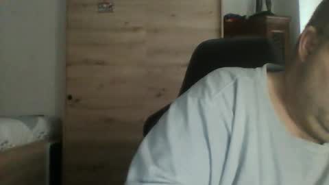 Snapshot of charlypalgar chatting on 18, 12, 2025 charly online show from 18, 12, 2025