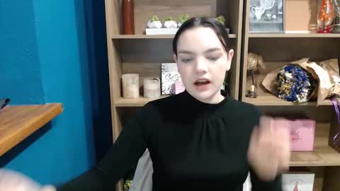 Snapshot of charmbite chatting on 4, 12, 2025 Julliette online show from 4, 12, 2025