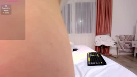 Snapshot of charming_annye chatting on 26, 1, 2025 Annye online show from 26, 1, 2025