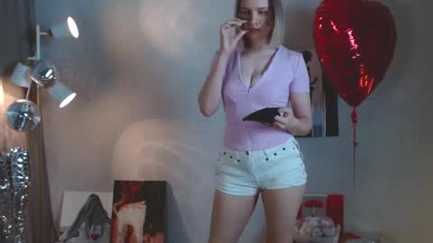 Michelle  online show from 24, 2, 2026