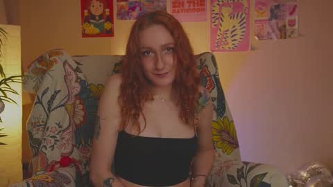 Snapshot of charming_lilly chatting on 11, 11, 2025 Lissa online show from 11, 11, 2025