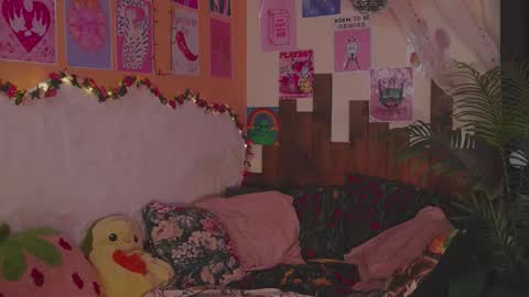 Snapshot of charming_lilly chatting on 9, 2, 2026 Lissa online show from 9, 2, 2026