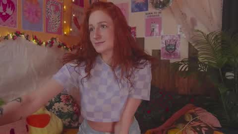 Snapshot of charming_lilly chatting on 16, 2, 2026 Lissa online show from 16, 2, 2026