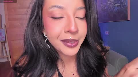 Snapshot of charming_snake_ chatting on 10, 12, 2024 Victoria online show from 10, 12, 2024