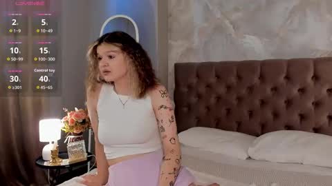 Snapshot of charmingvixen chatting on 29, 9, 2025 Kati online show from 29, 9, 2025