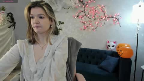 Snapshot of charmingvixen chatting on 25, 10, 2025 Kati online show from 25, 10, 2025