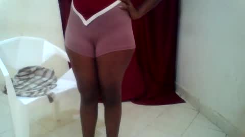 Snapshot of charmy_shanny chatting on 3, 12, 2025 charmy_shanny online show from 3, 12, 2025