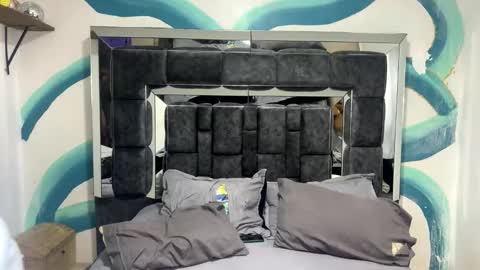 Sam and mike online show from 2, 2, 2026