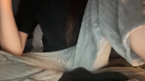 Snapshot of chase_vicky chatting on 27, 9, 2025 Vicky online show from 27, 9, 2025