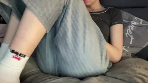 Snapshot of chase_vicky chatting on 9, 10, 2025 Vicky online show from 9, 10, 2025