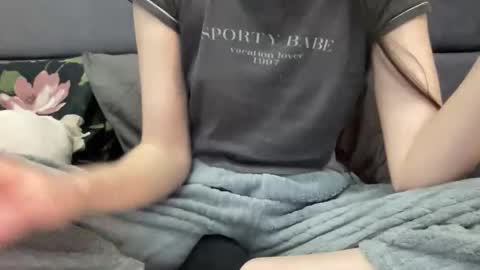 Snapshot of chase_vicky chatting on 1, 12, 2025 Vicky online show from 1, 12, 2025