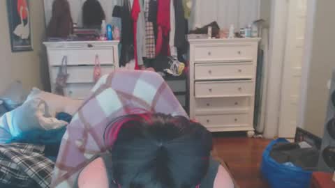 Natalie online show from 11, 4, 2026