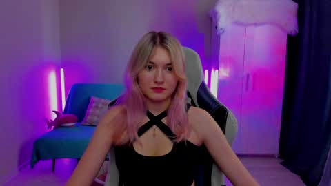 Snapshot of chatur_lady_ chatting on 6, 2, 2025 Betty online show from 6, 2, 2025