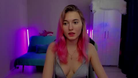 Snapshot of chatur_lady_ chatting on 5, 3, 2025 Betty online show from 5, 3, 2025